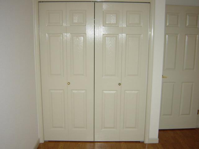 ティピカルハウスの収納|洋東収納（閉）