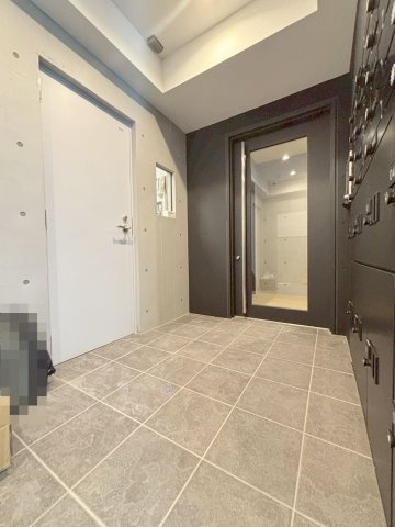 WHARF bo-on 住吉のエントランス|ゆとりのあるエントランスです