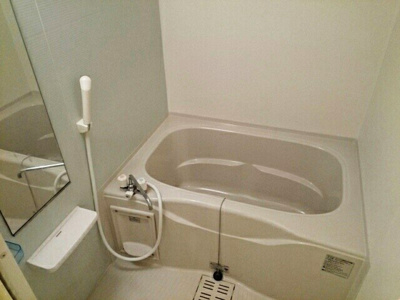 【浴室】 | ルピエ紀三井寺 | きれいなお風呂です