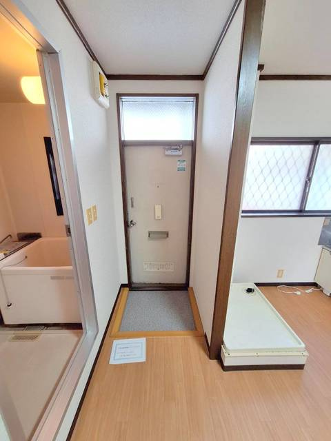 シティハイム　フラワーの玄関