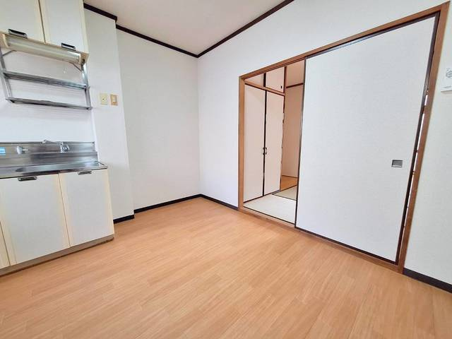 シティハイム　フラワーの居間・リビング