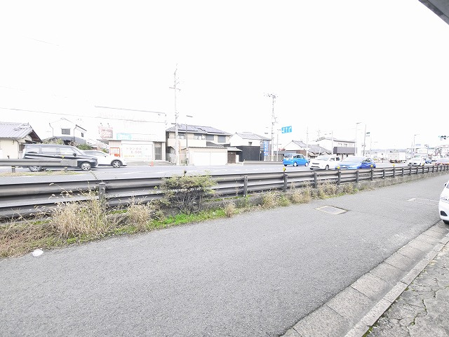 吉田ガレージの周辺