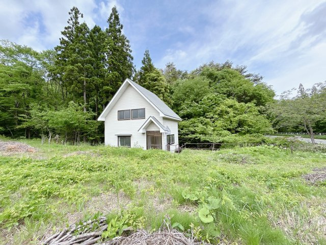 花巻市北湯口第17地割　土地建物の外観