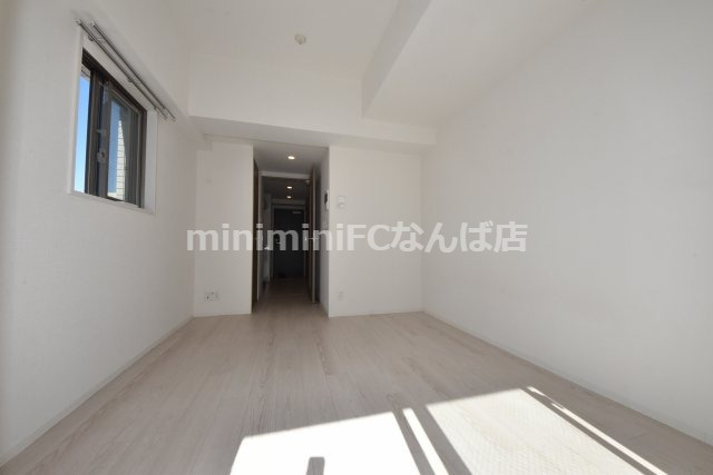 エスリード中之島ザ・コアの寝室|家具家電が配置しやすいです！