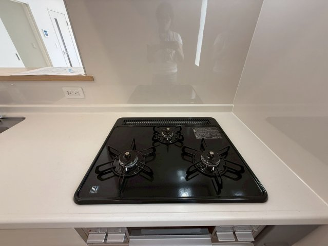 クレイドルガーデンうるま市みどり町 第２・２号棟のその他|ガスコンロ３口