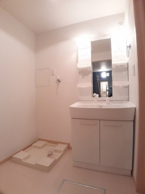 【洗面所】 | クレードル | コンパクトで使いやすい洗面所