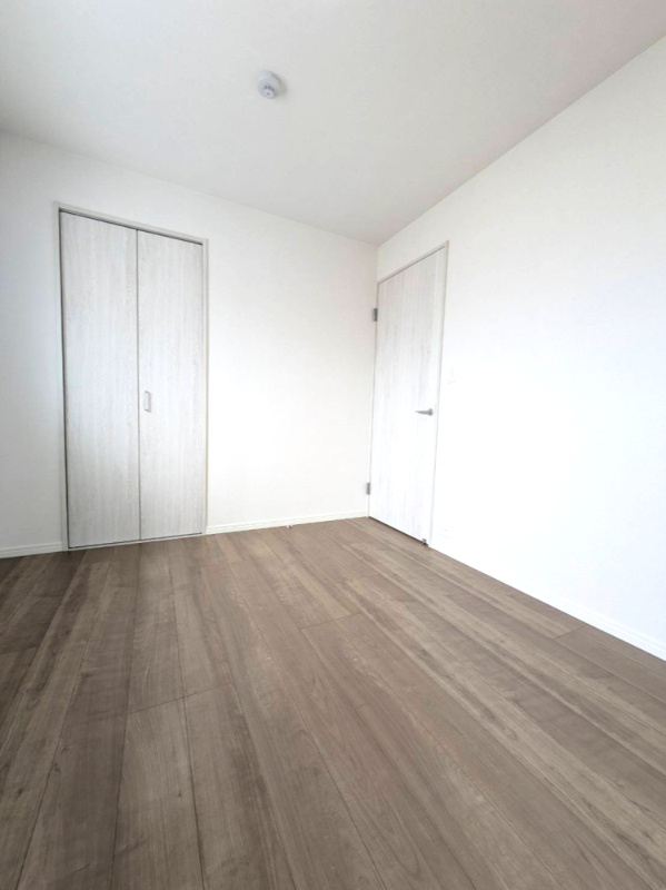 ワコーレグランディール御旅の洋室|洋室約5.5帖