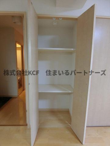 ロイヤルタワー花畑駅前の収納|収納豊富です