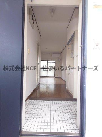 豊国スカイマンション国分の玄関|シンプルで使いやすい玄関です