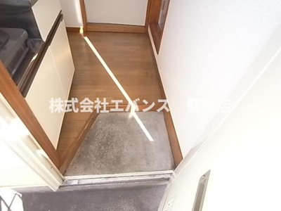 【玄関】 | カーサビアンカⅢ | きれいな玄関です