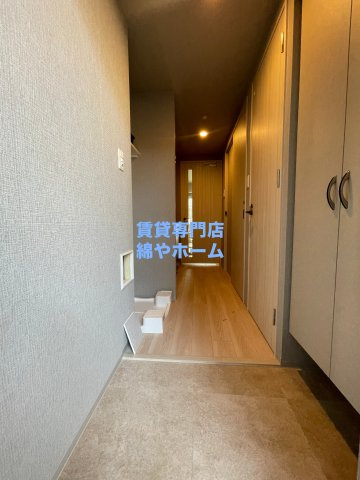 アービングNeo岸里の玄関|収納もある玄関です