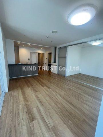 ハイデンス梅ヶ枝の居間・リビング|使いやすいリビングです