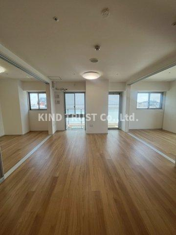 ハイデンス梅ヶ枝の居間・リビング|リビングです