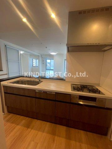 ハイデンス梅ヶ枝のキッチン|きれいなキッチンです