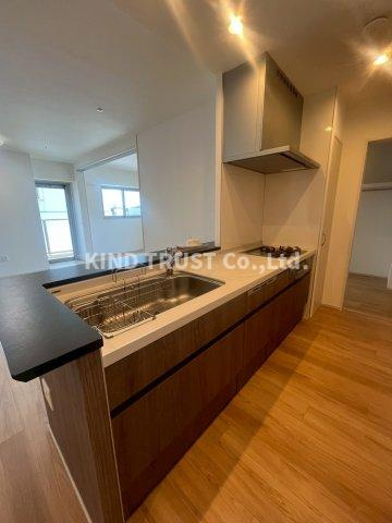 ハイデンス梅ヶ枝のキッチン|使いやすいキッチンです