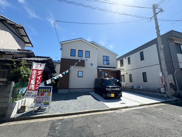 ーmokuーモクー小倉南区東水町３期　【小倉南区　新築戸建て】の駐車場|たくさん車が停められ来客時も安心♪　【小倉南区　新築戸建て】