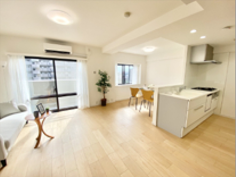 オーベル横浜鶴見【仲介手数料無料】の居間・リビング