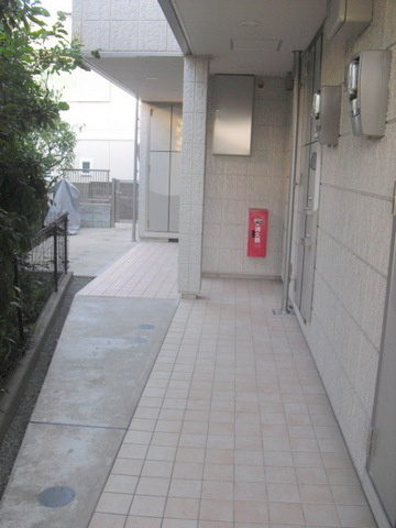 フルール山手Ⅱのエントランス|マンションエントランス部分