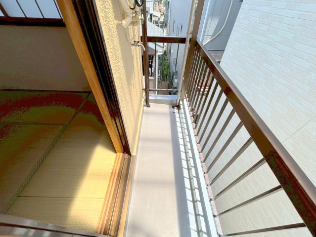本多マンションのバルコニー
