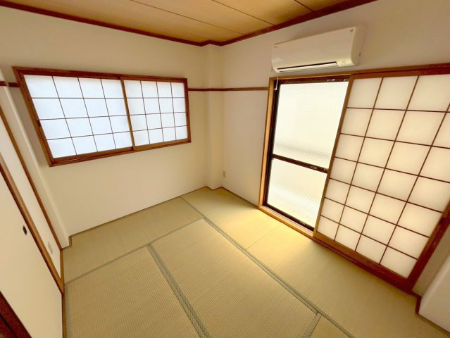 本多マンションの和室
