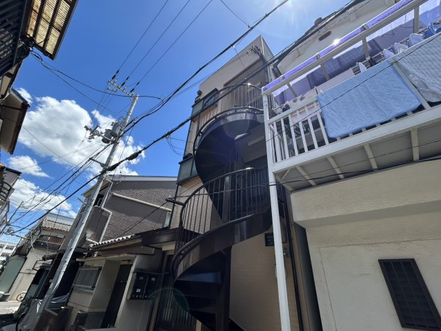 本多マンションの外観