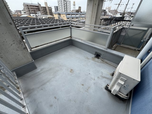 サンライズファーストのバルコニー