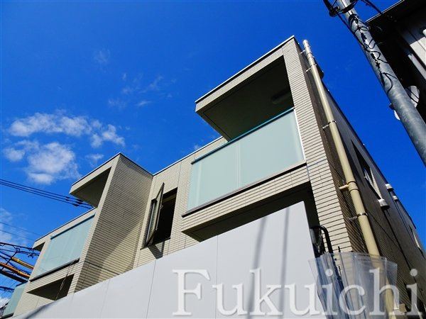 シャレー学芸大カワベ第21の外観