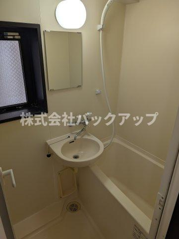 ピュアドームグラシアス大手門の浴室