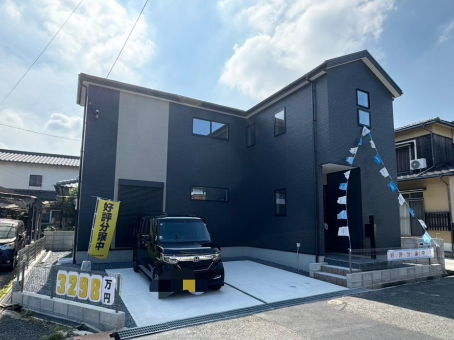 ーBloomーブルームー小倉南区湯川新町4丁目4期　【小倉南区　新築戸建て】の外観|スタイリッシュでモダンな外観デザイン　【小倉南区　新築戸建て】