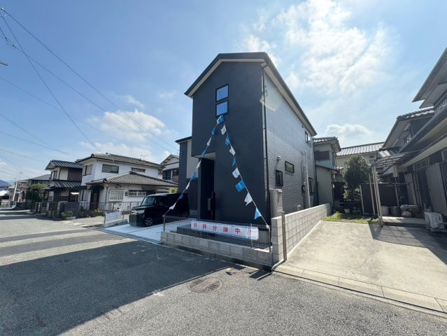 ーBloomーブルームー小倉南区湯川新町4丁目4期　【小倉南区　新築戸建て】の前面道路含む現地写真|Bloomーブルームー小倉南区湯川新町4丁目4期　【小倉南区　新築戸建て】