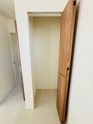 よかタウン／菊池郡大津町室1２期／１０号棟の収納