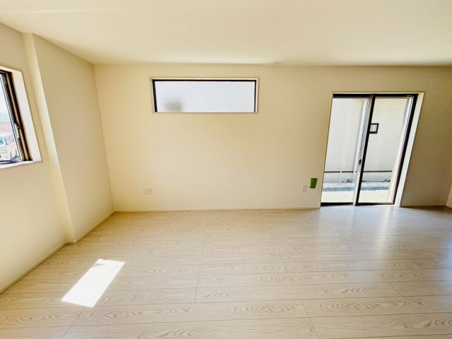 よかタウン／菊池郡大津町室1２期／１０号棟の居間・リビング