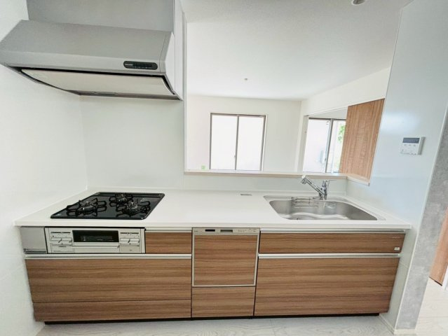 よかタウン／菊池郡大津町室1２期／１０号棟のキッチン