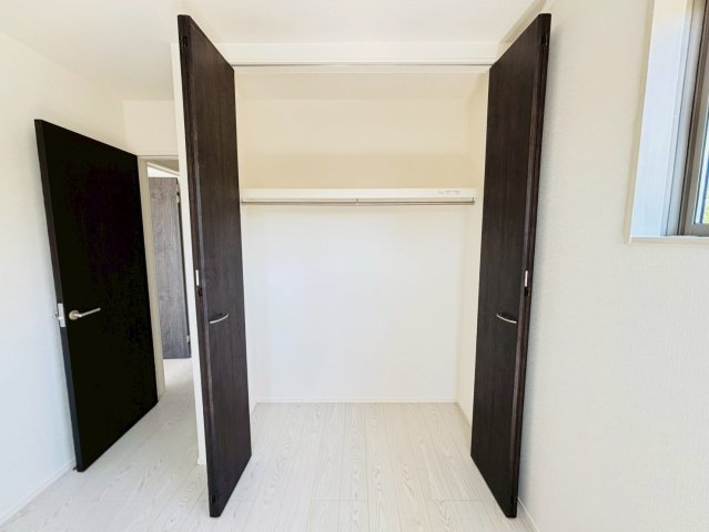 よかタウン／菊池郡大津町室1２期／１１号棟の収納