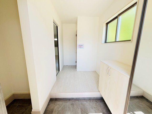 よかタウン／菊池郡大津町室1２期／１１号棟の玄関