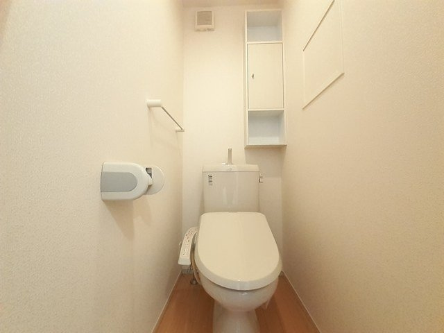 デパールのトイレ|シンプルで使いやすいトイレです