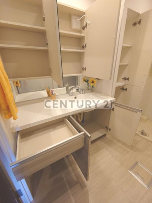 【洗面所】 | LATIERRA　NERIMA／ラティエラネリマ