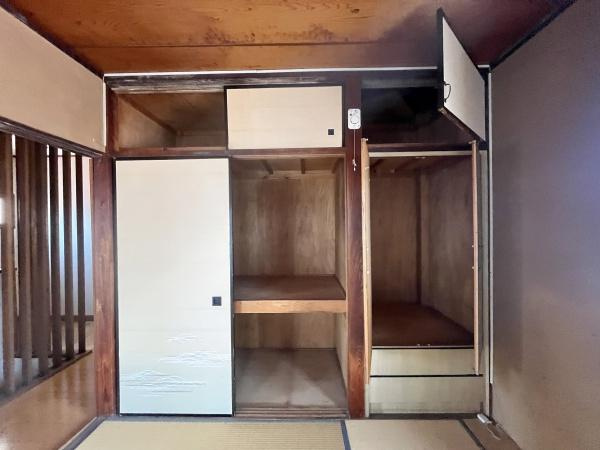 【収納】 | 収納は奥行があるタイプ
上手に使ってください