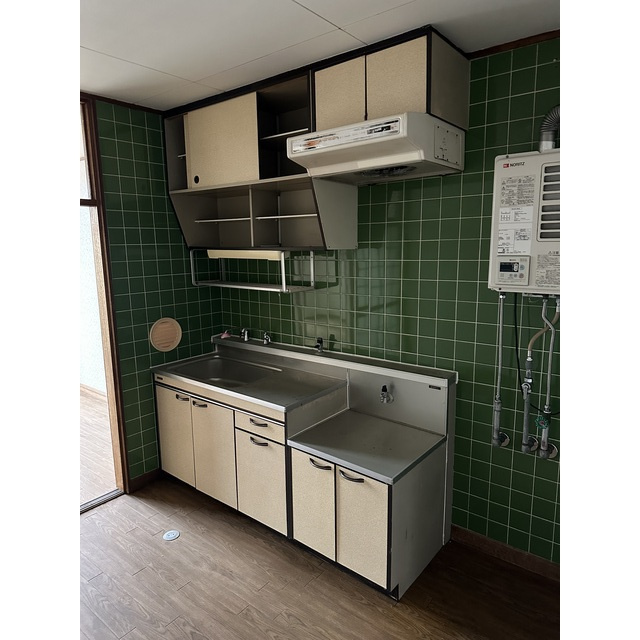 本巣郡北方町高屋伊勢田２丁目のアパートのキッチン