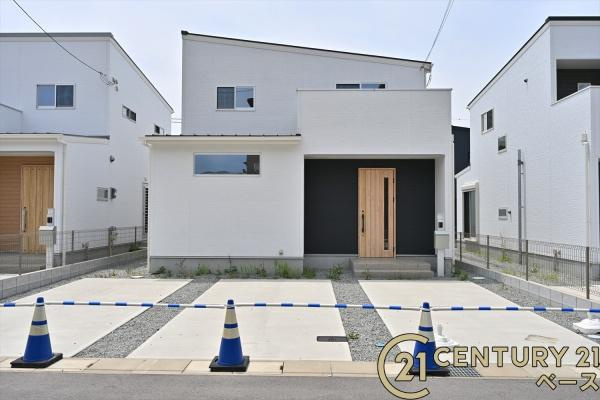 桜井市粟殿 ３号地 ／新築一戸建のその他|■現地撮影写真■スーパー、ドラッグストアまで徒歩圏内・毎日のお買い物も楽々です！