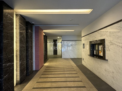 【ロビー】 | クリスタルグランツ北堀江 | 清潔なロビーです