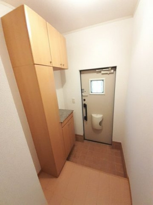 【玄関】 | サンリット　タウンＢ