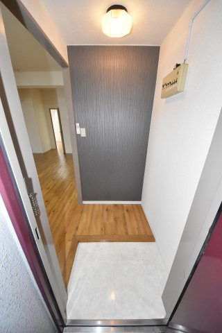 メゾンクレールの玄関