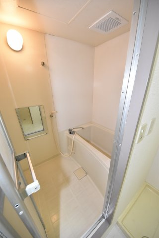 メゾンクレールの浴室