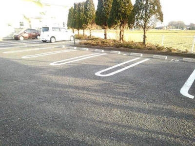 【駐車場】 | フォンテーヌ．ブローＢ