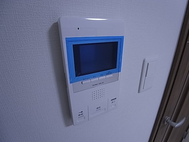 神戸市兵庫区塚本通２丁目の賃貸マンションのセキュリティ|TV付インターフォン