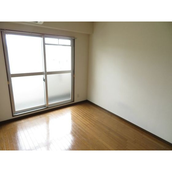 グレース蔵前の居間・リビング|使いやすいリビングです