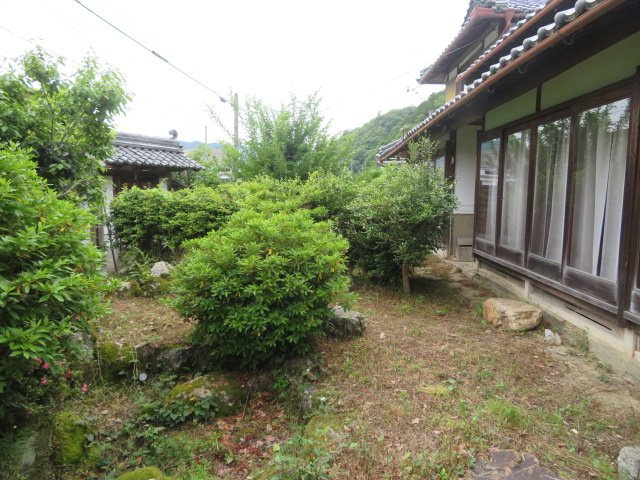 鹿場矢持邸の庭|お庭でゆったりと過ごせます