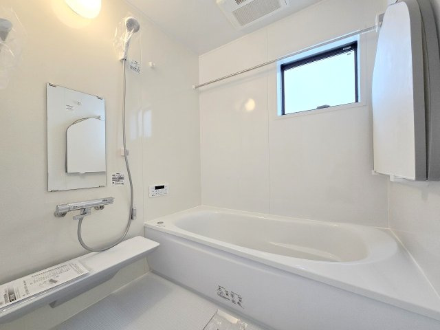 青梅市長淵３丁目　全７棟の浴室