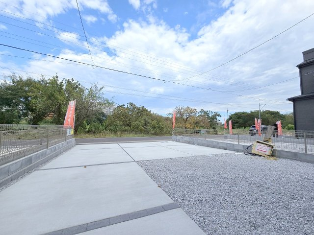 青梅市長淵３丁目　全７棟の駐車場